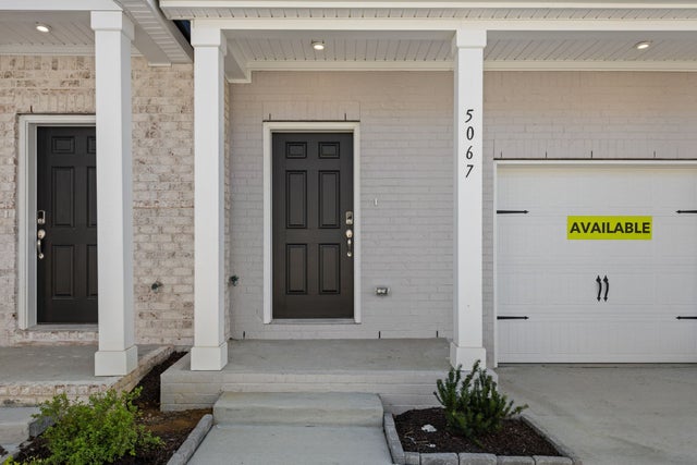 5067 Dayflower Drive N, Hermitage