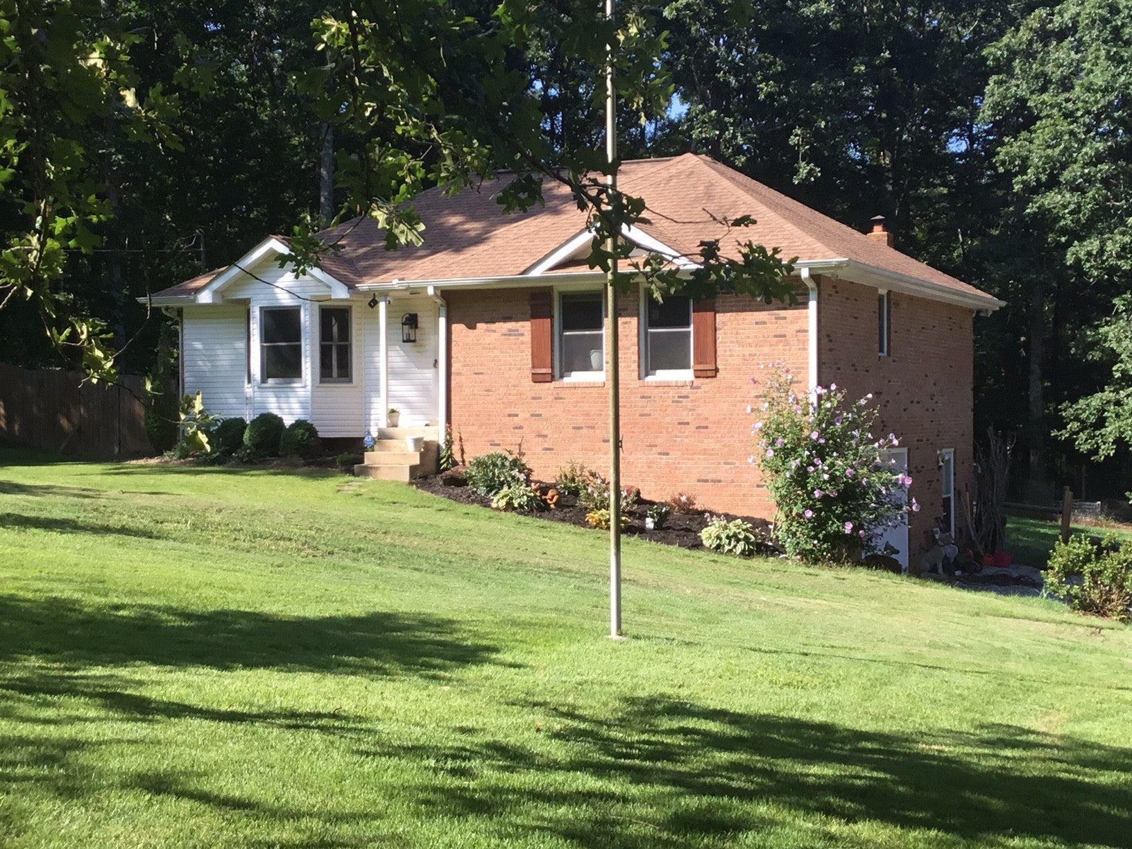 Photo of Listing #3007542