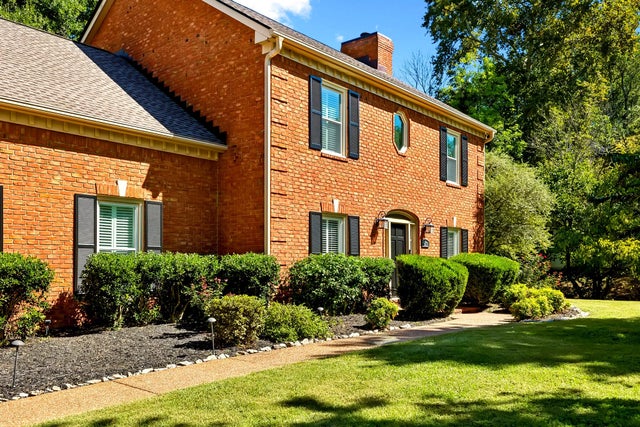 1329 Chestnut, Brentwood