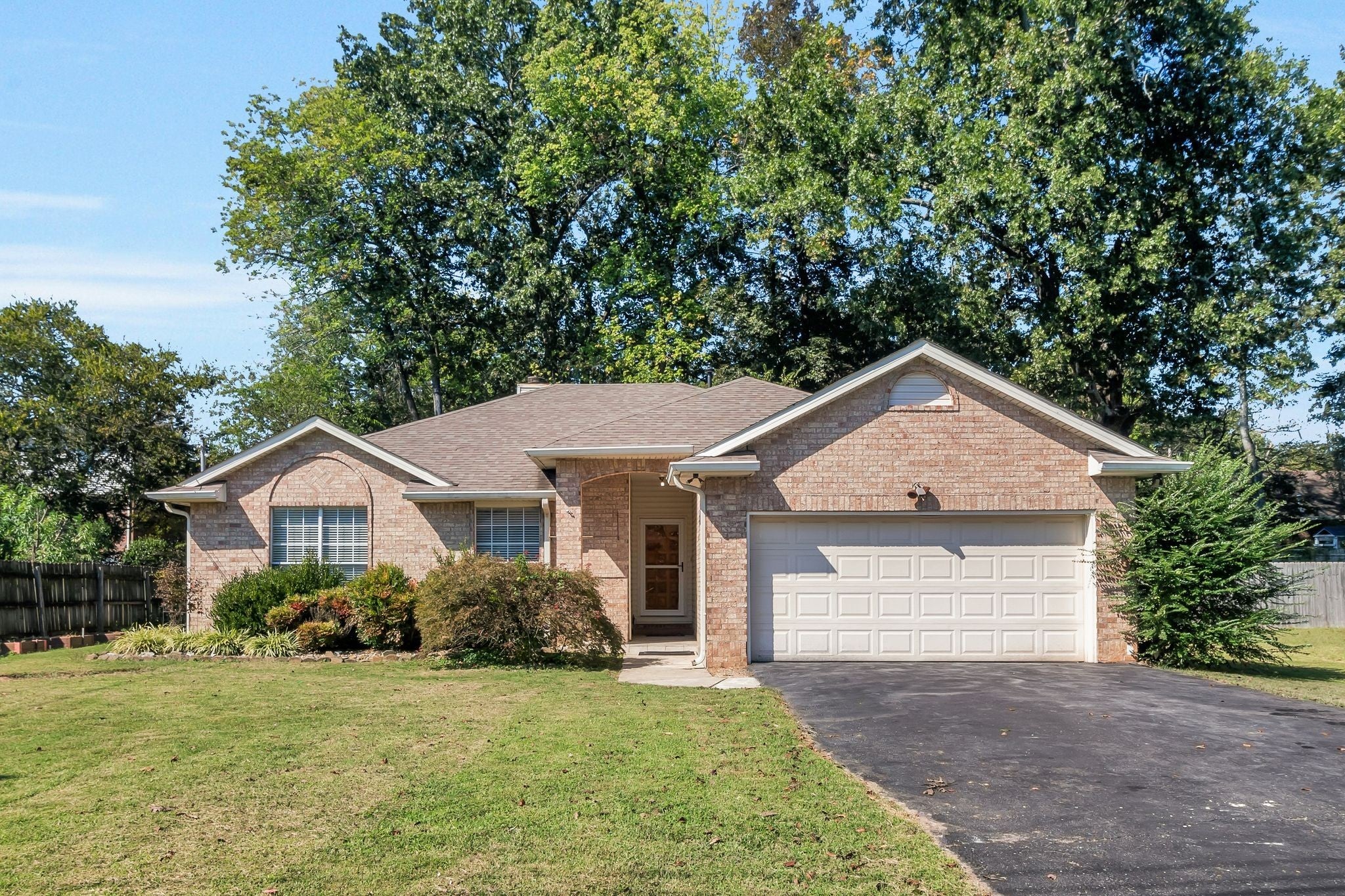 Photo of Listing #3007640