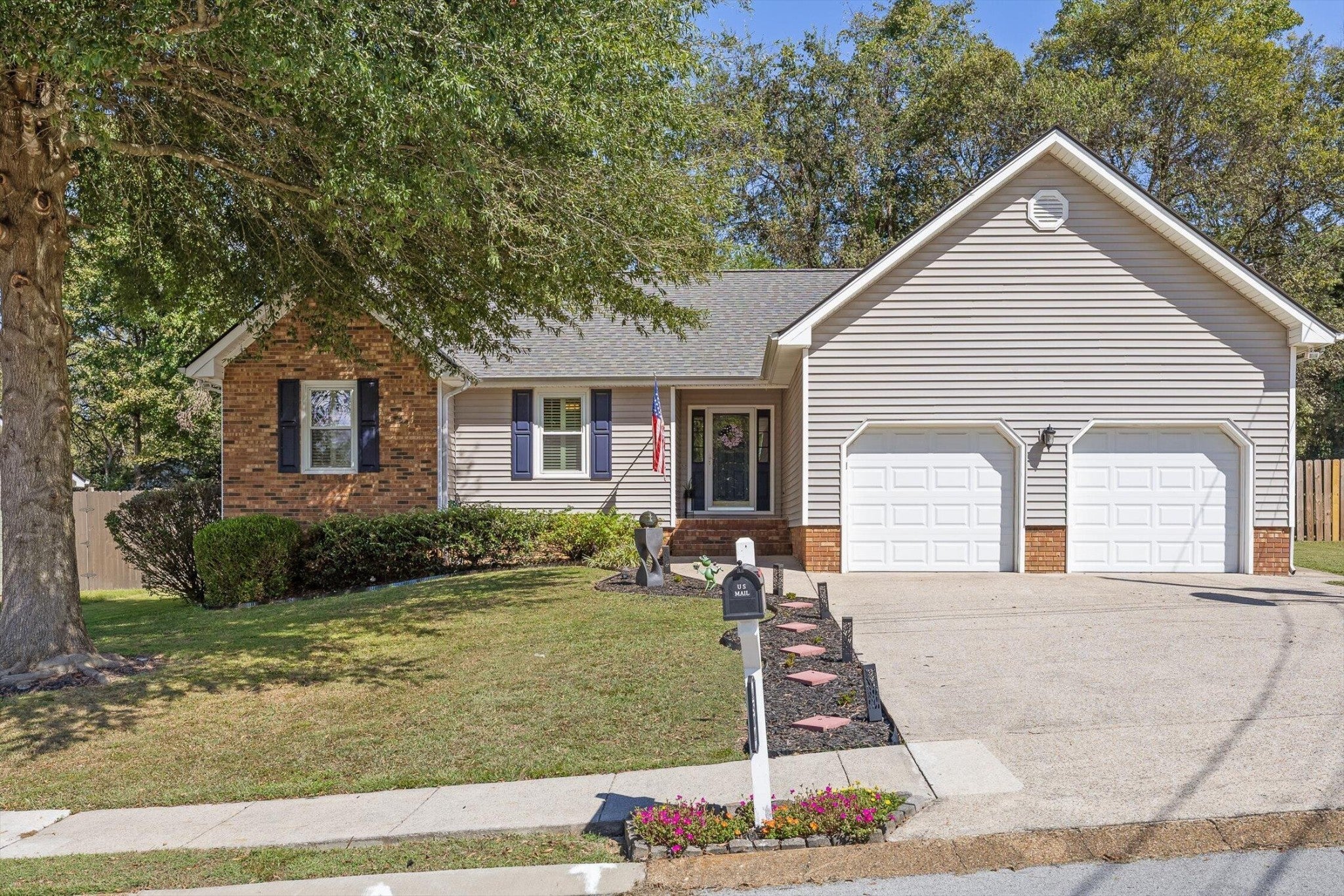 Photo of Listing #3007685