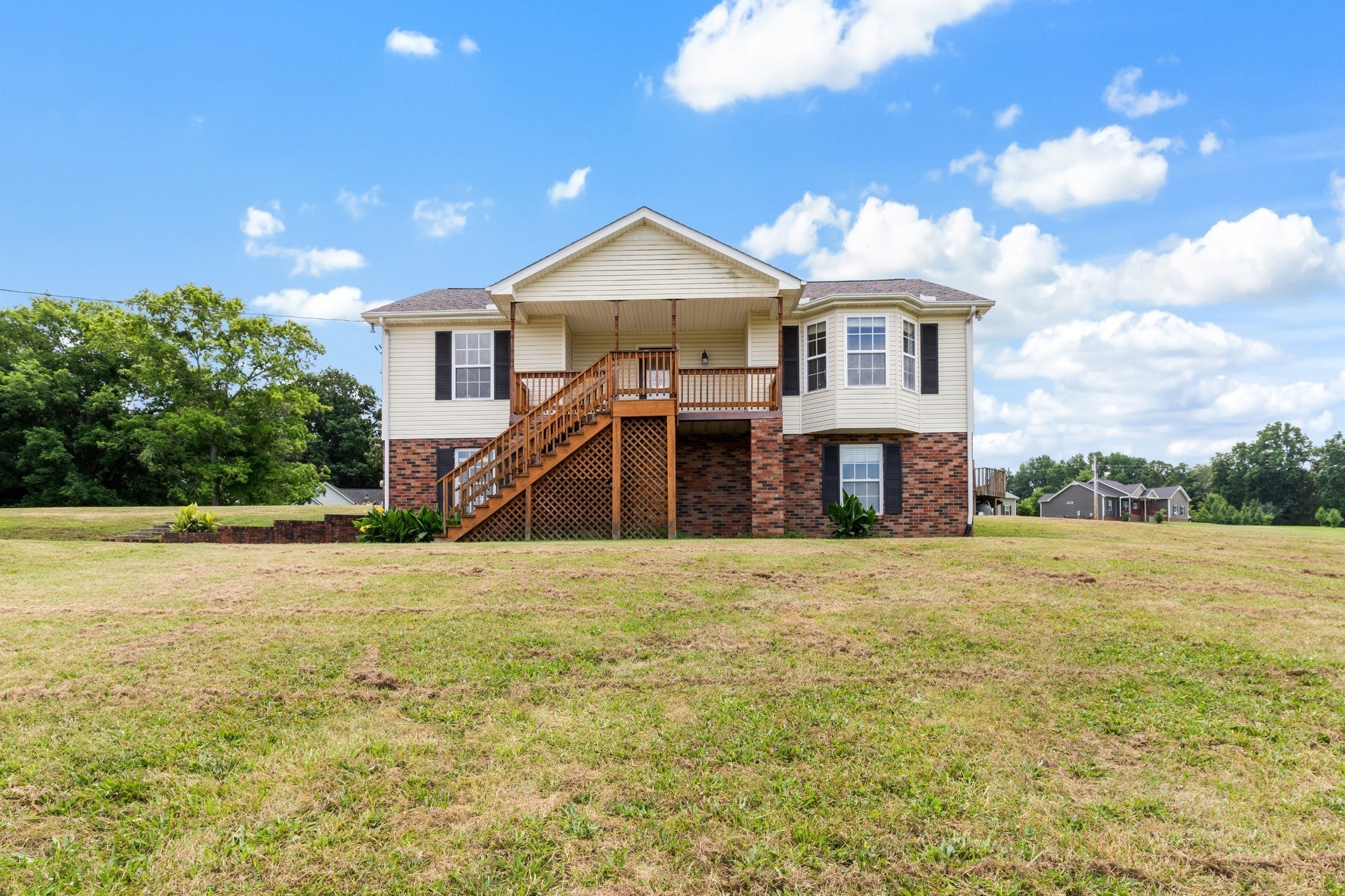 Photo of Listing #3007952