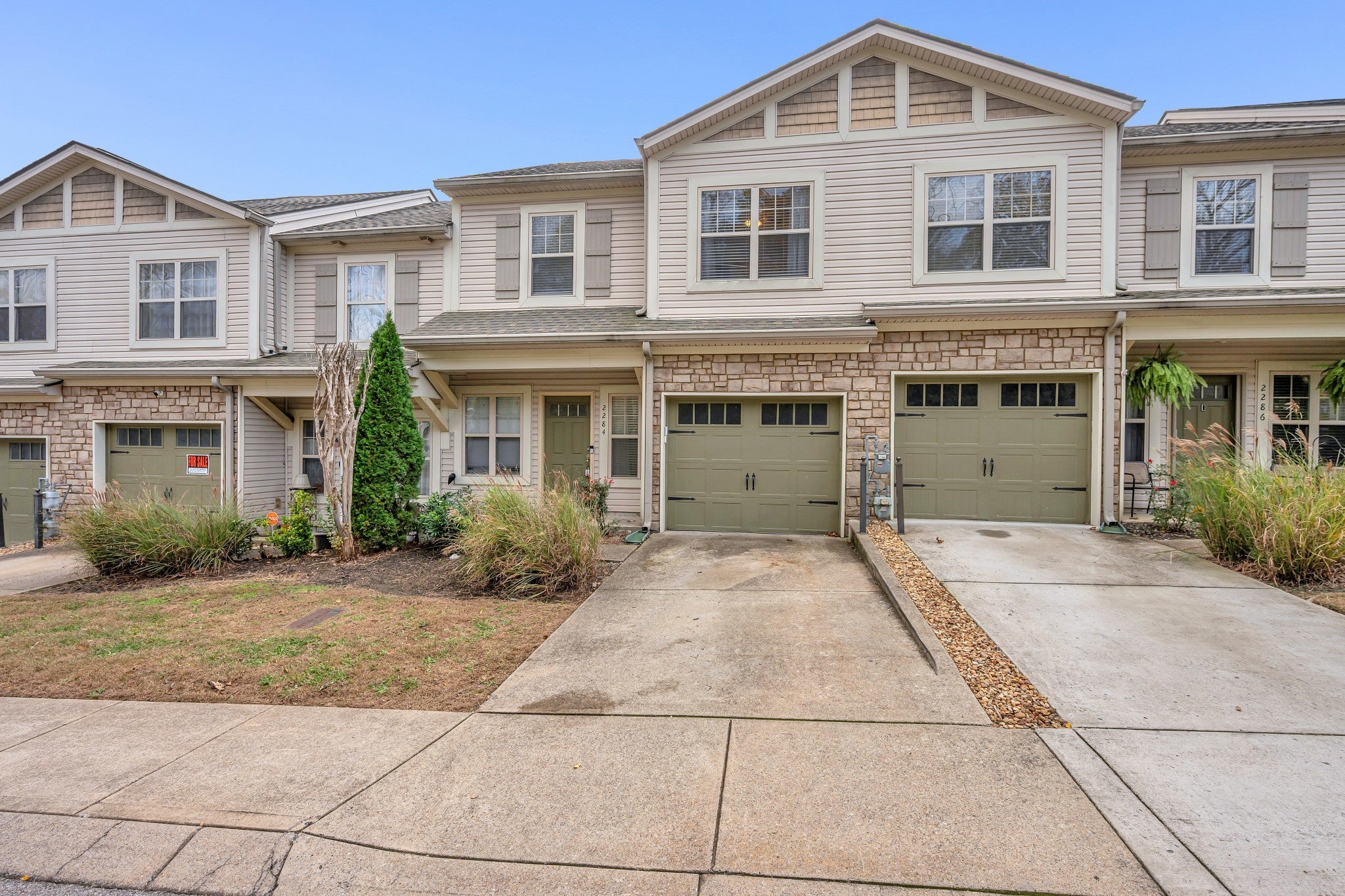 Photo of Listing #3009018