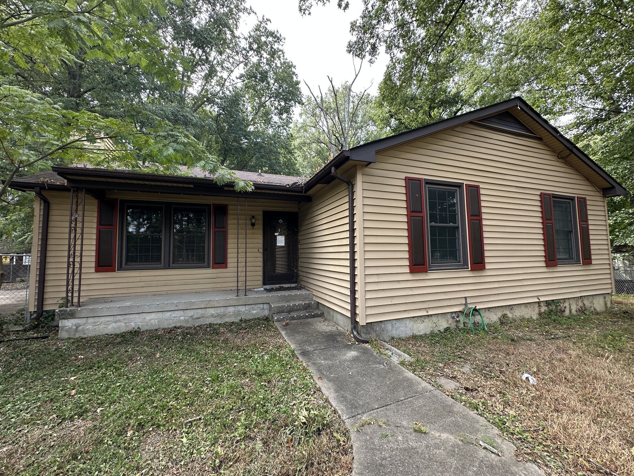 Photo of Listing #3009027