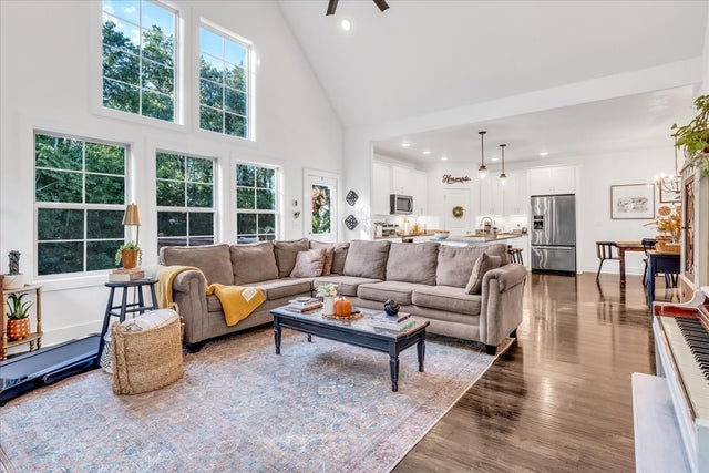 170 Briarwood Ln, Smithville