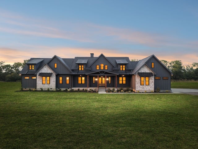 2487 Taylor Ln, Eagleville
