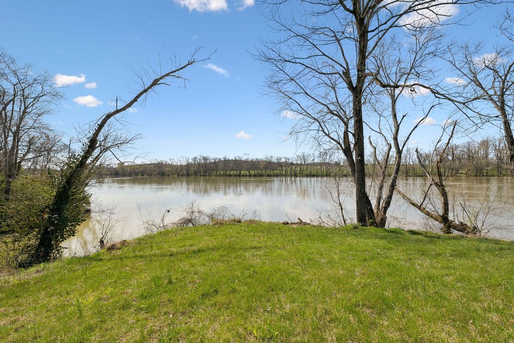 20 Bledsoe Borough Ln, Riddleton