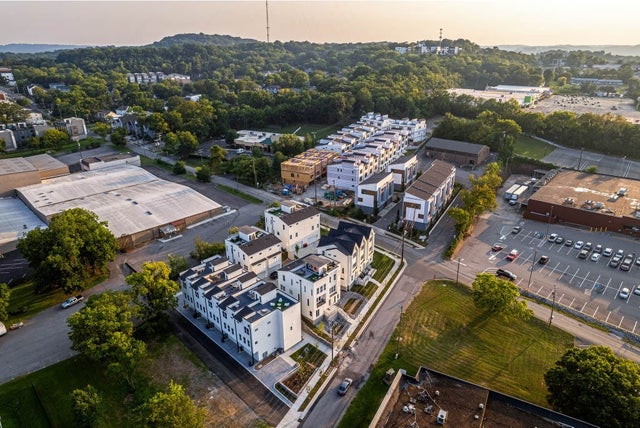 5621 Lenox Ave Building Group 5, Nashville