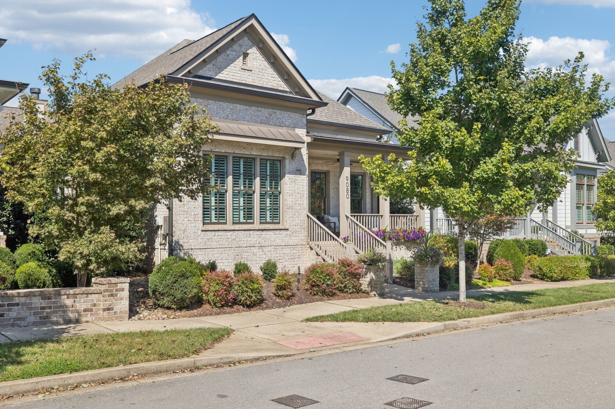 Photo of Listing #3011278