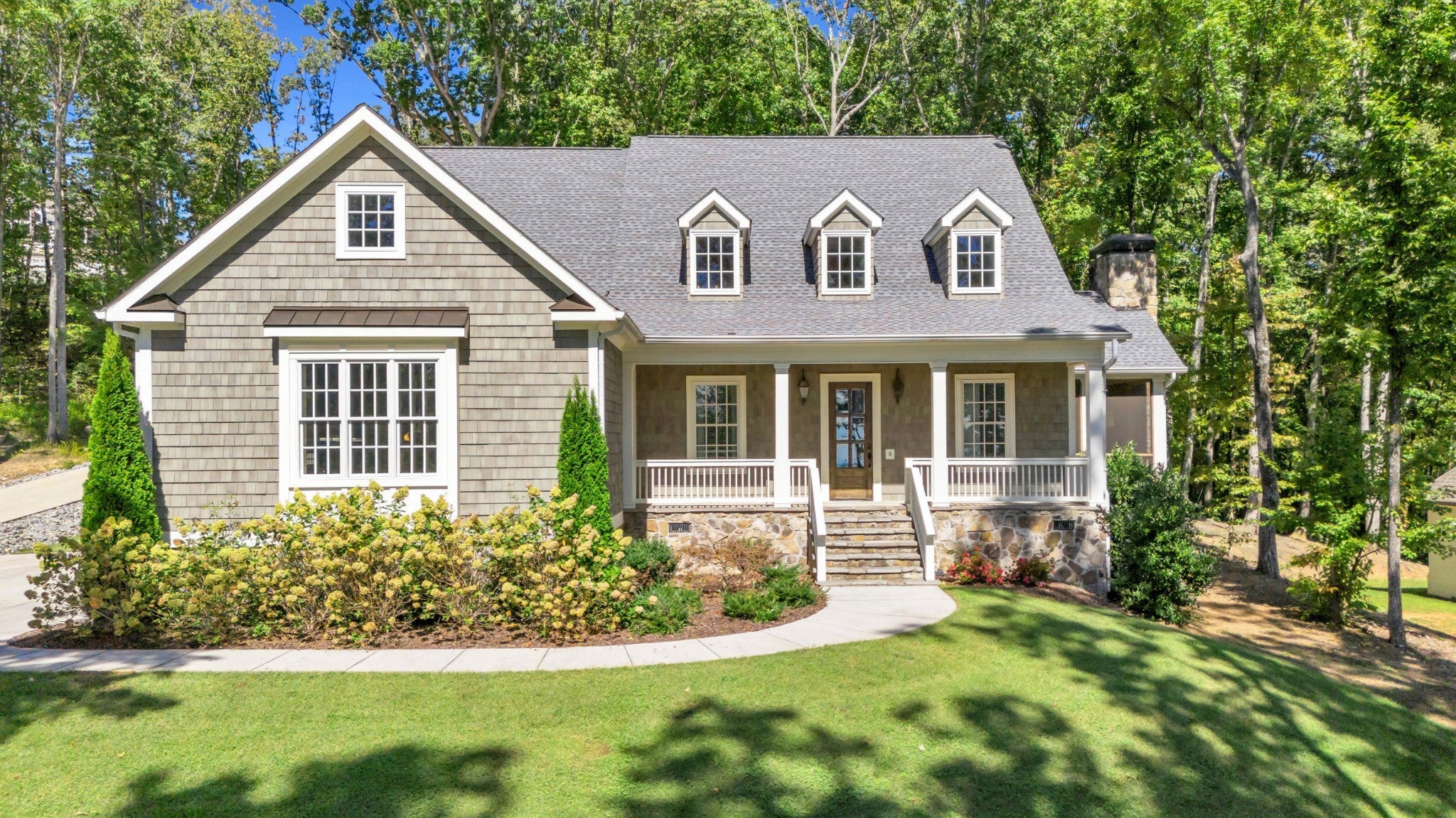 Photo of Listing #3011498