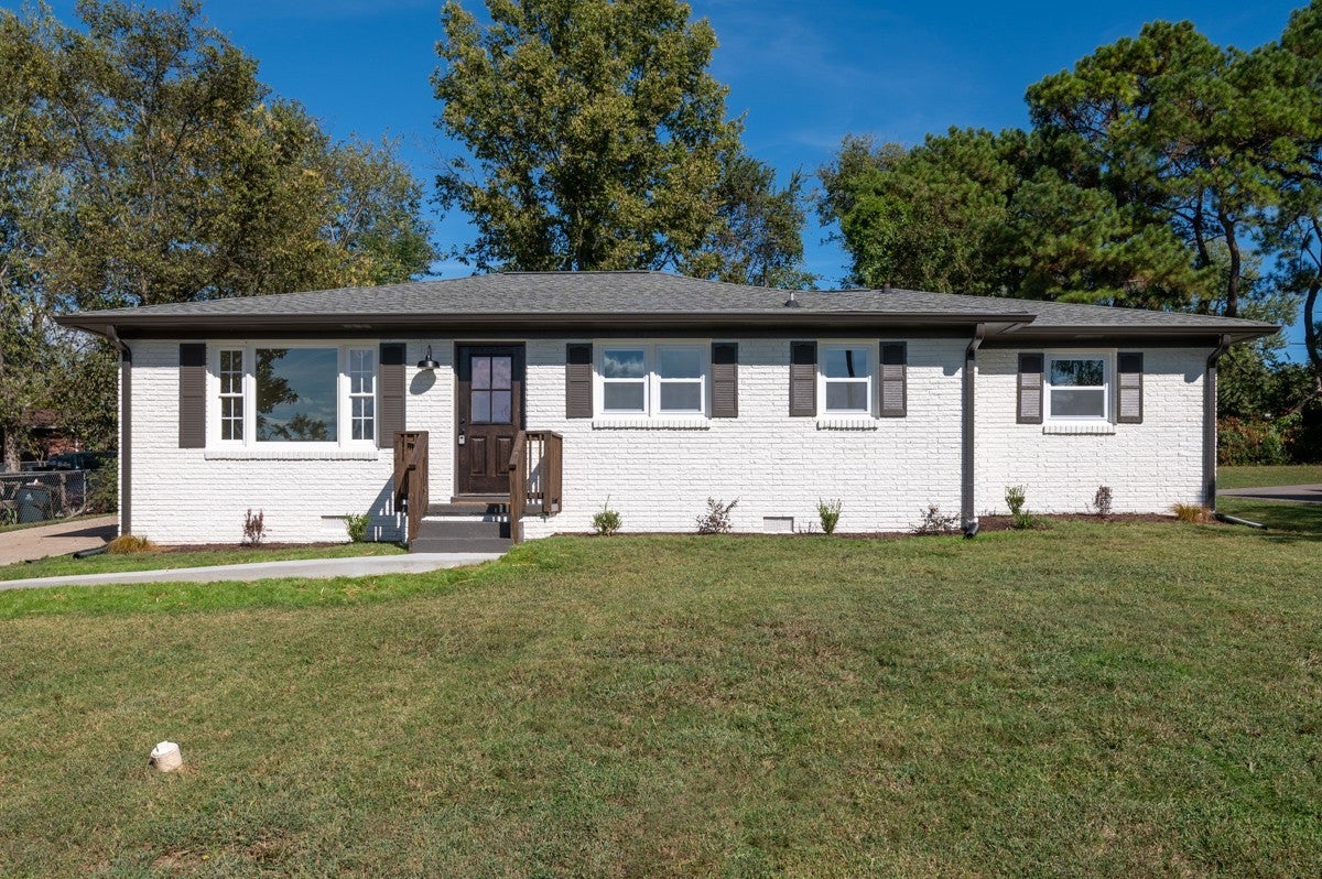 Photo of Listing #3011509