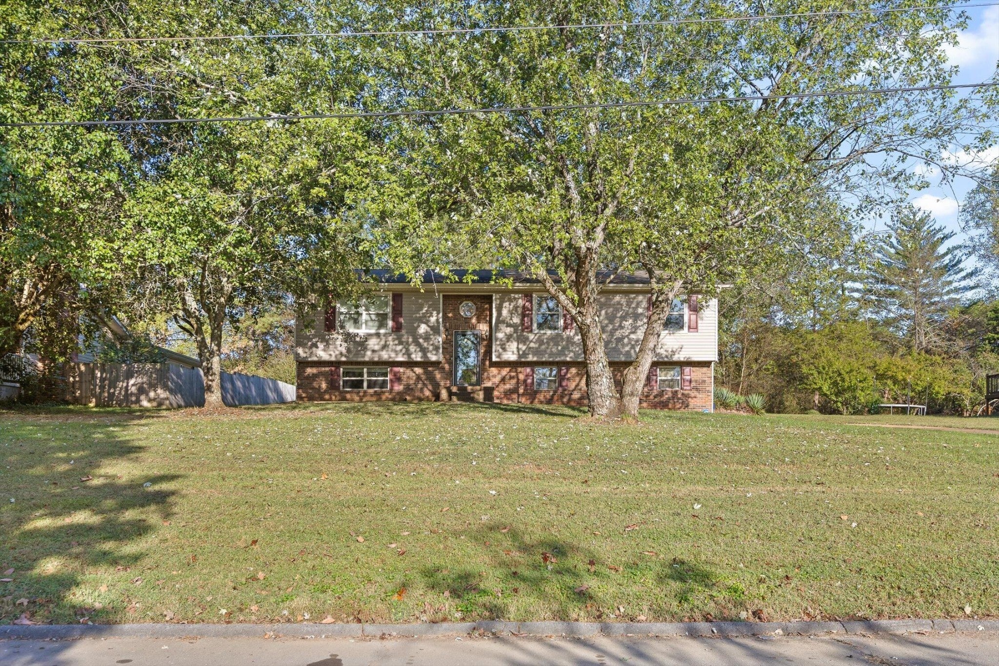 Photo of Listing #3011583