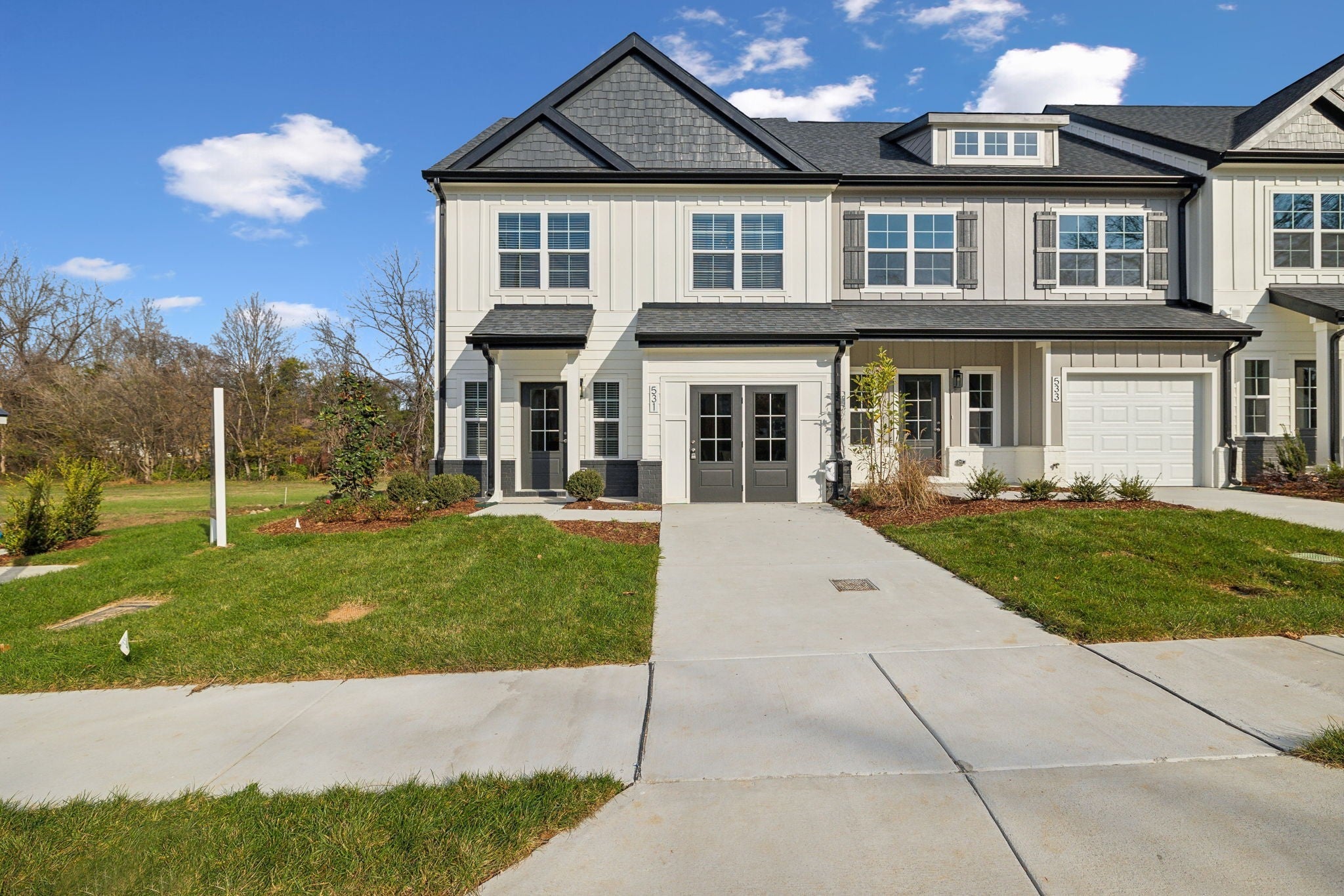 Photo of Listing #3011773