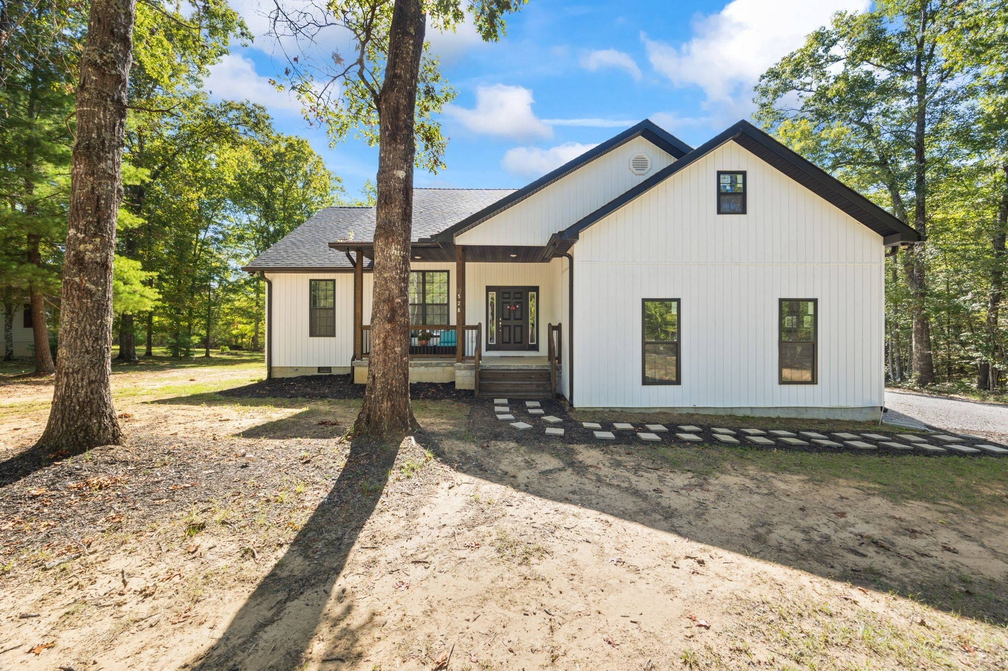 Photo of Listing #3011786