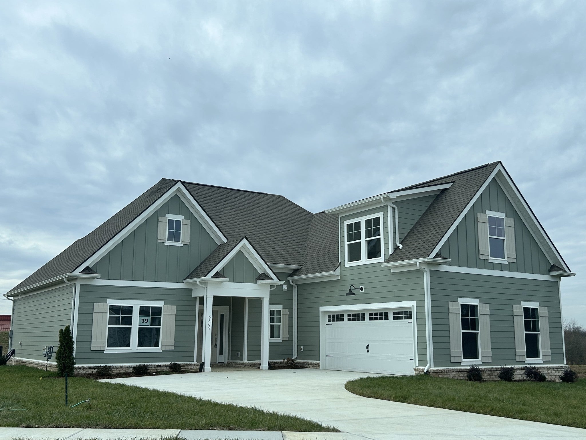 Photo of Listing #3011857