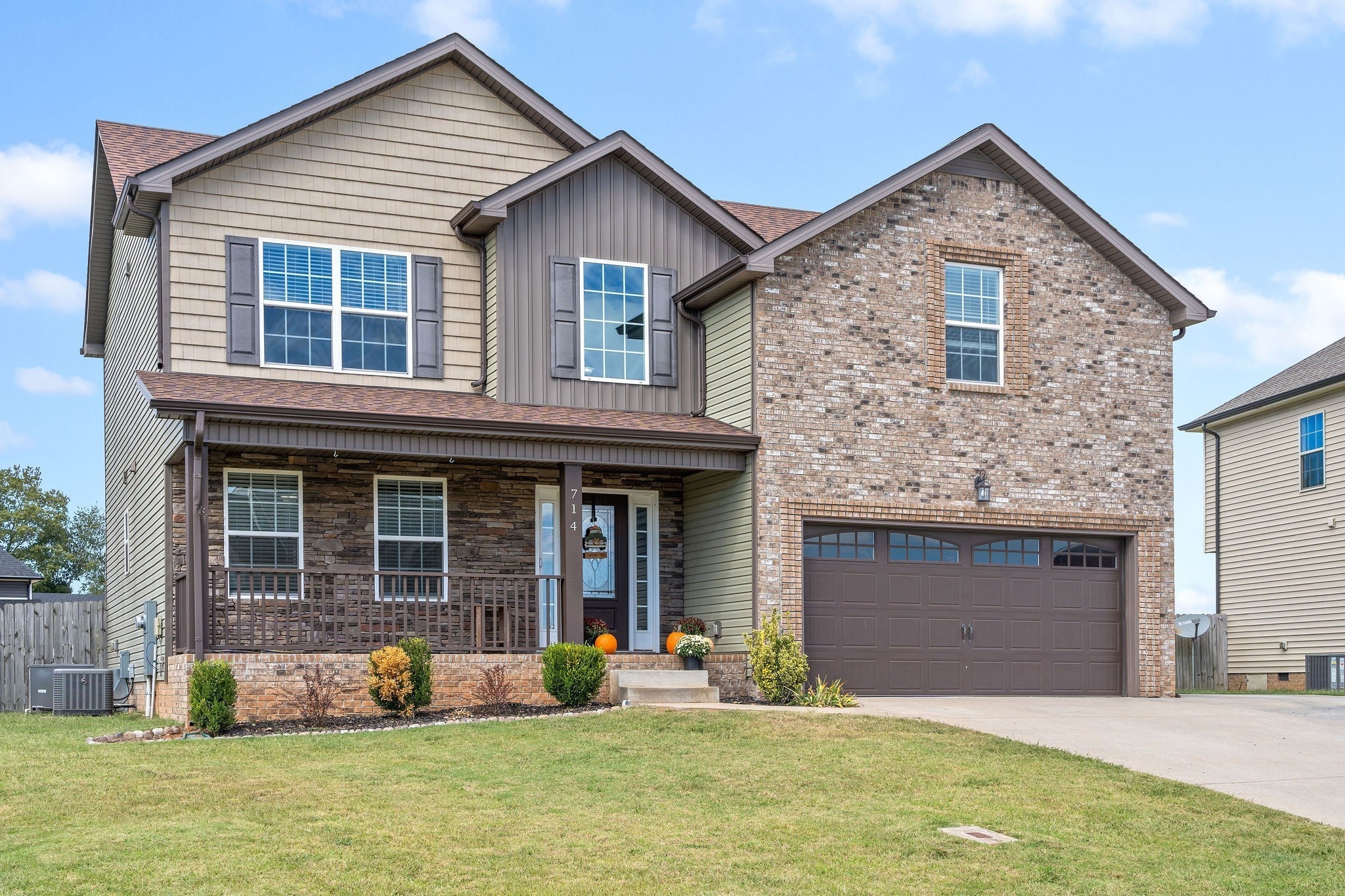 Photo of Listing #3011871