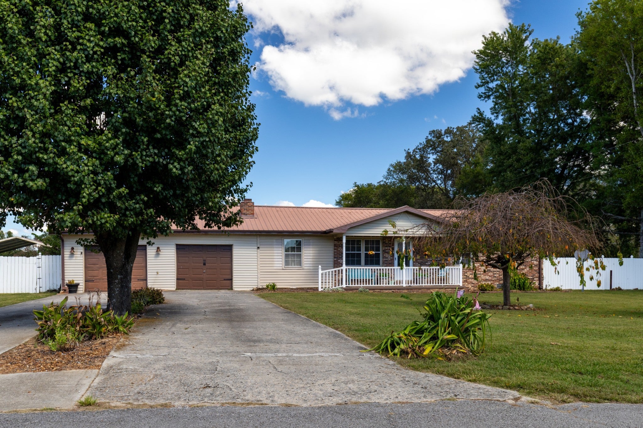 Photo of Listing #3011908