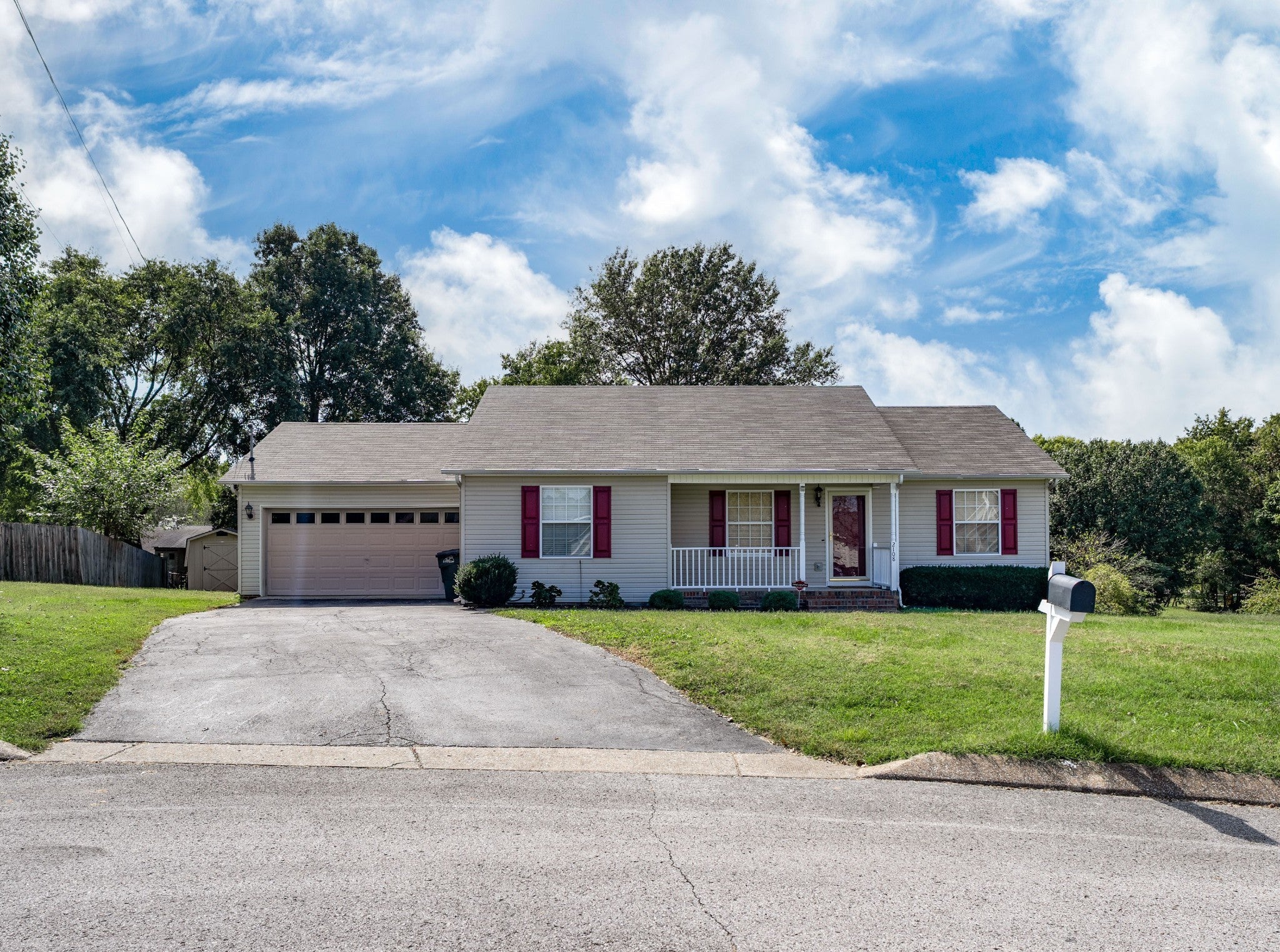 Photo of Listing #3011956