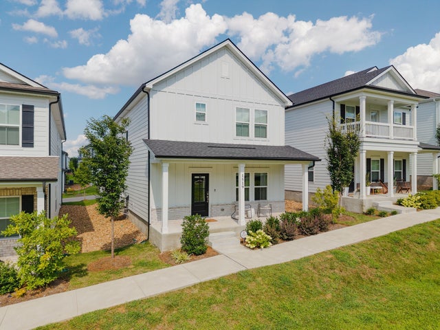 1519 Henderson Point Aly, Hermitage