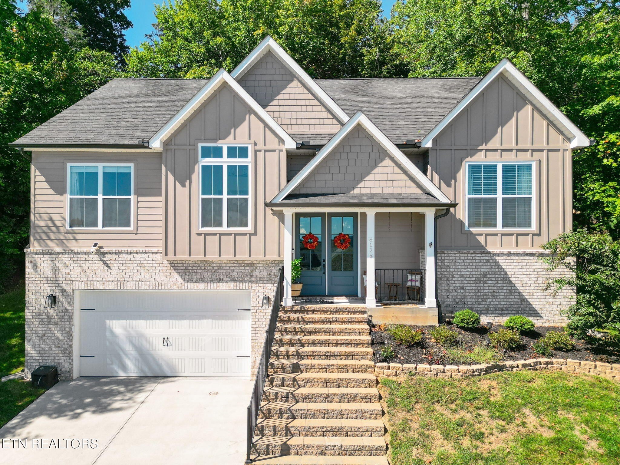 Photo of Listing #3012098