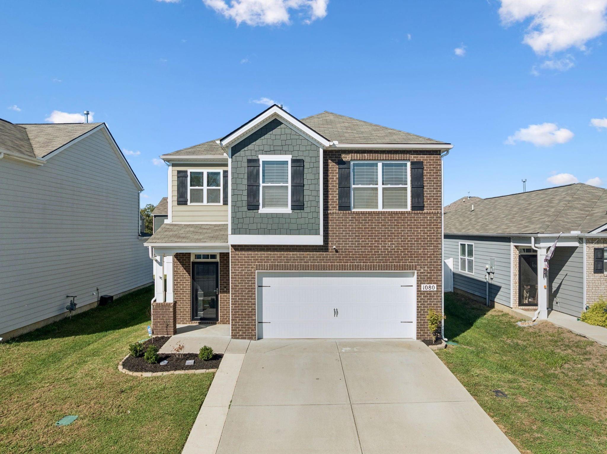 Photo of Listing #3012178