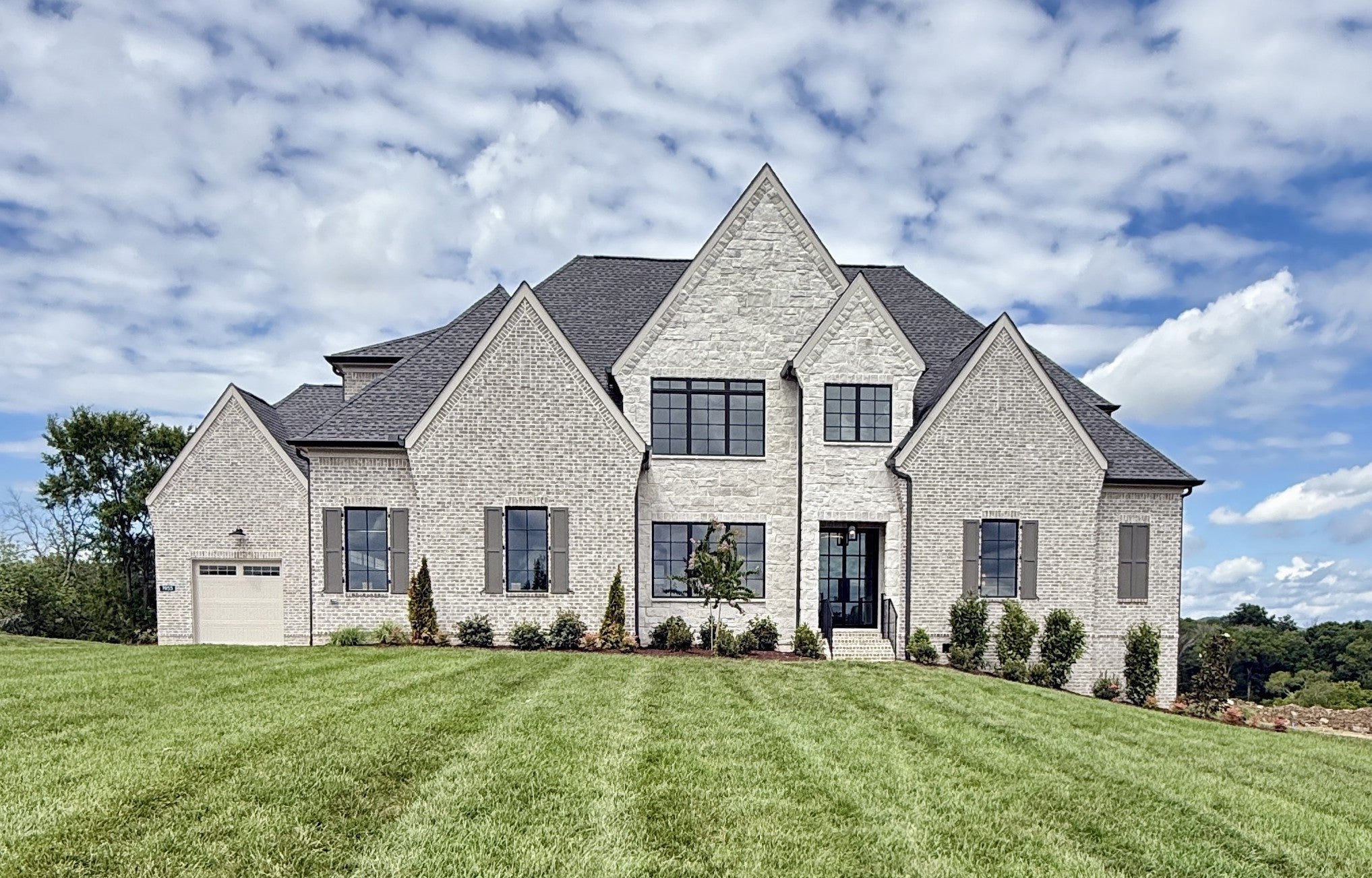 Photo of Listing #3012240