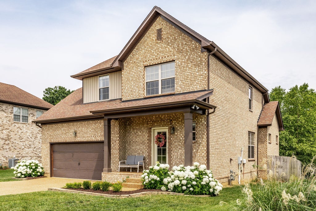 108 Jameson Pl, Hendersonville