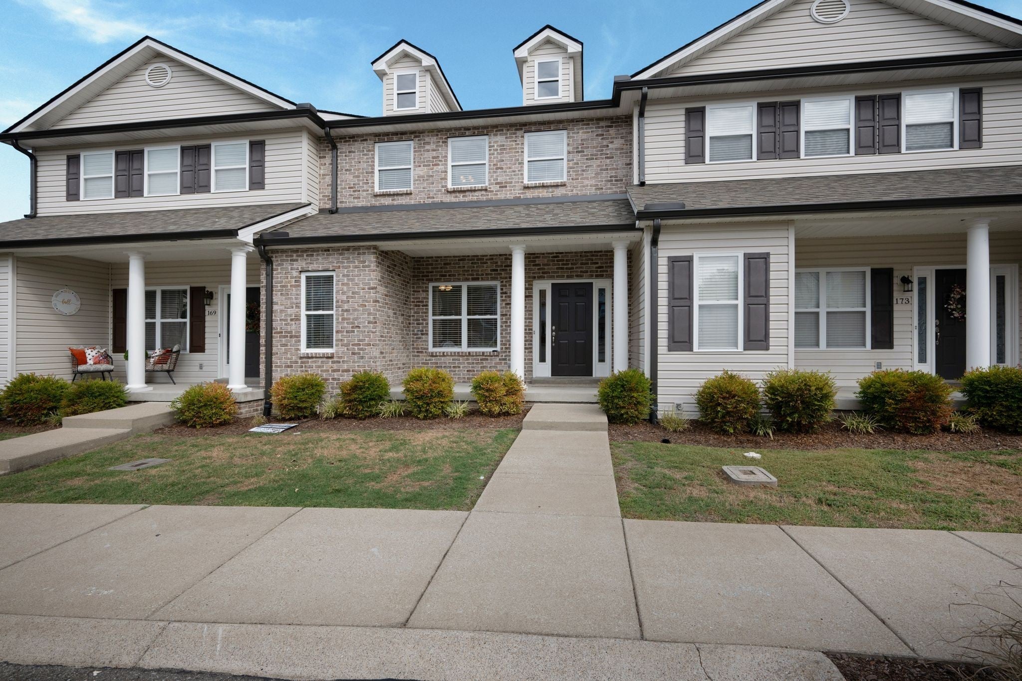 Photo of Listing #3012534