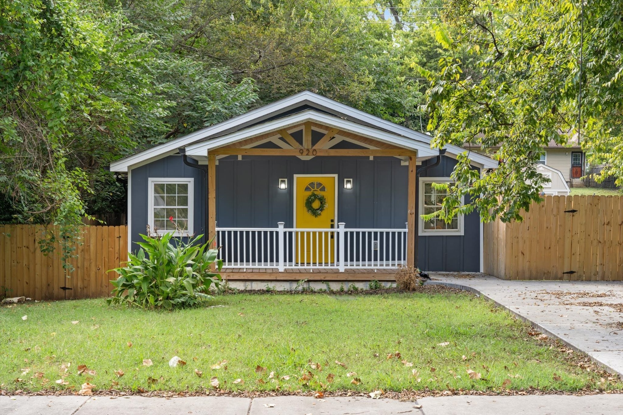 Home for sale in 920 2nd Ave N Nashville, TN