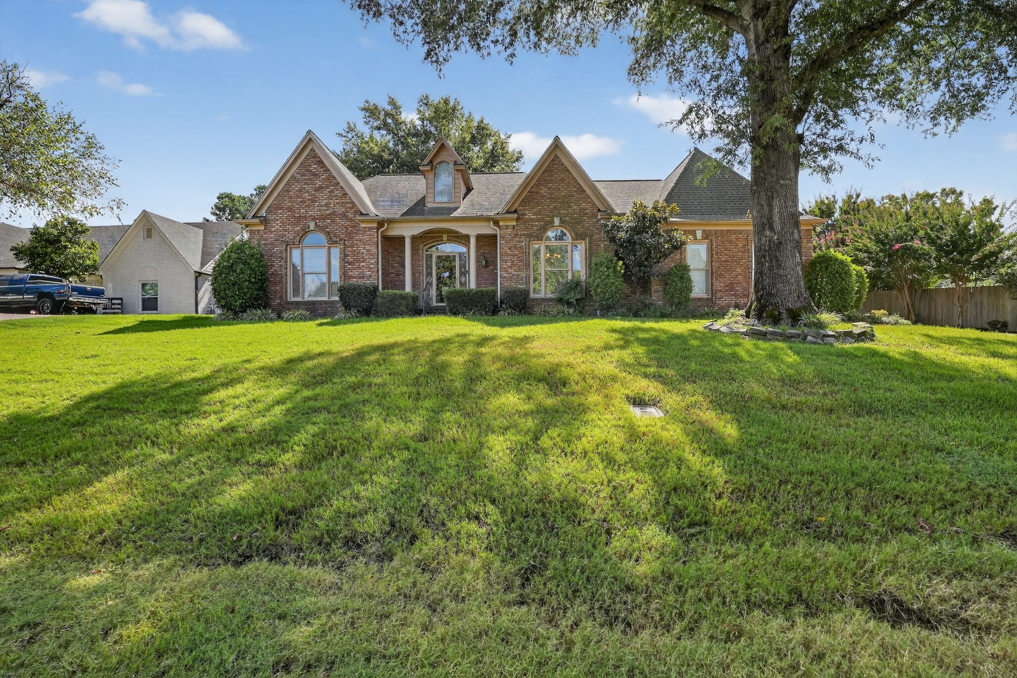 Photo of Listing #3012559