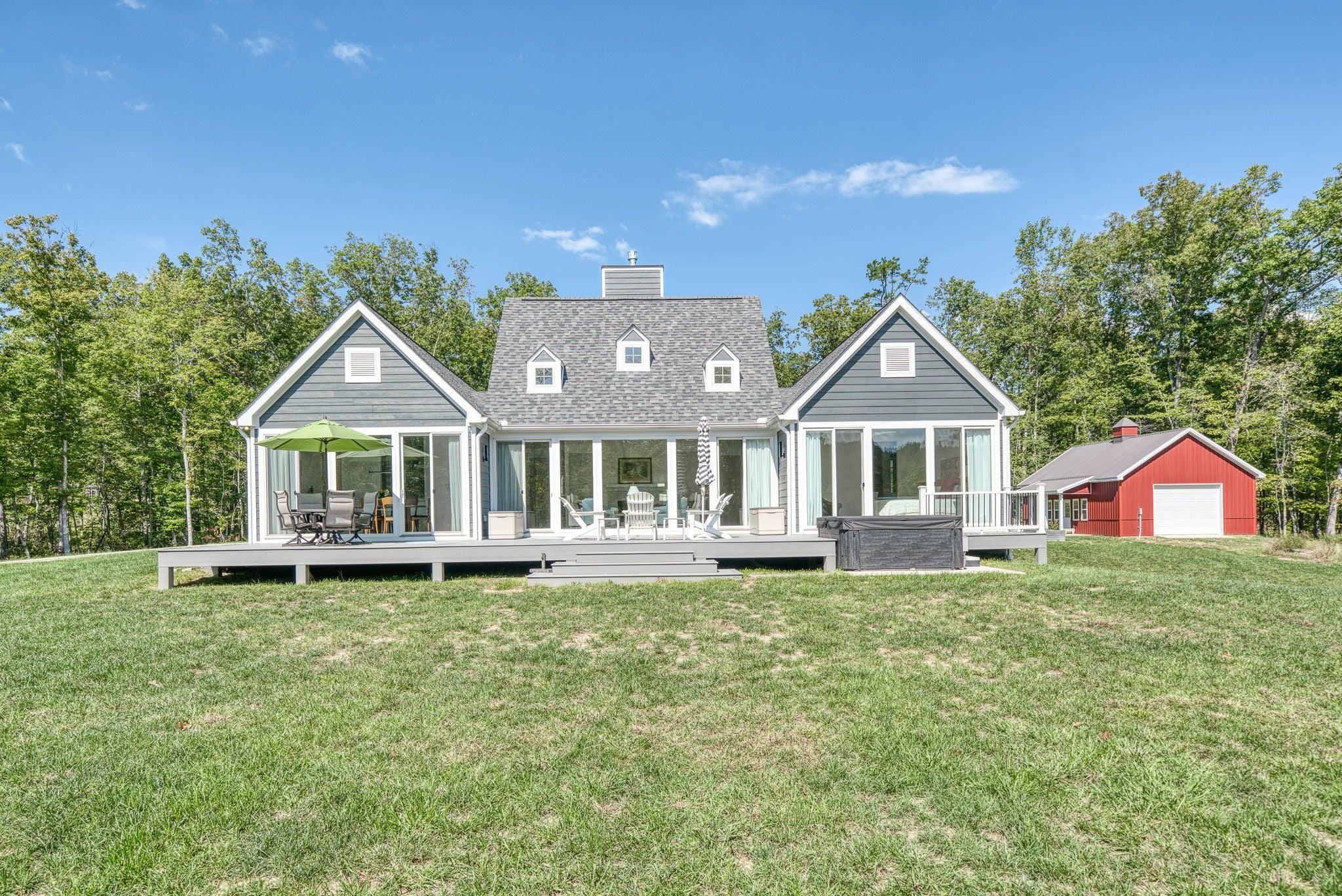 Photo of Listing #3012618