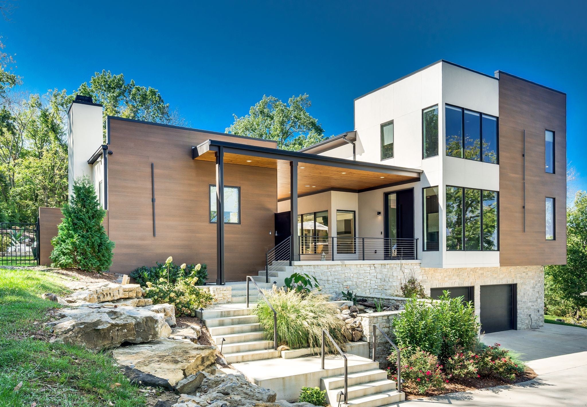 Photo of Listing #3012705