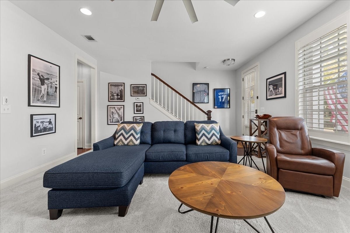 Photo of Listing #3012940