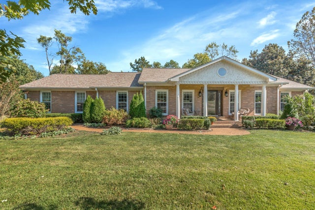 5504 Trousdale Dr, Brentwood