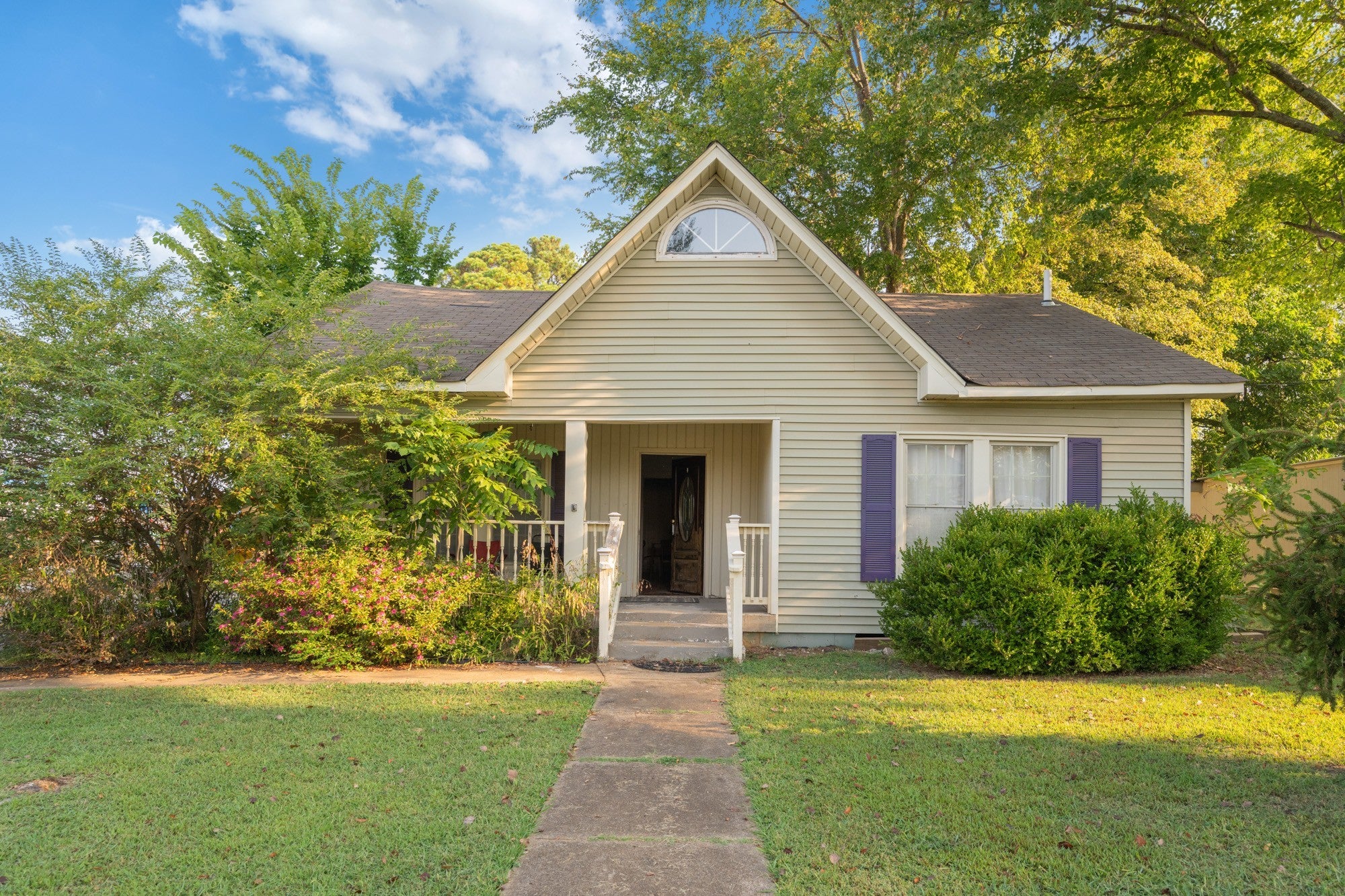 Photo of Listing #3013043