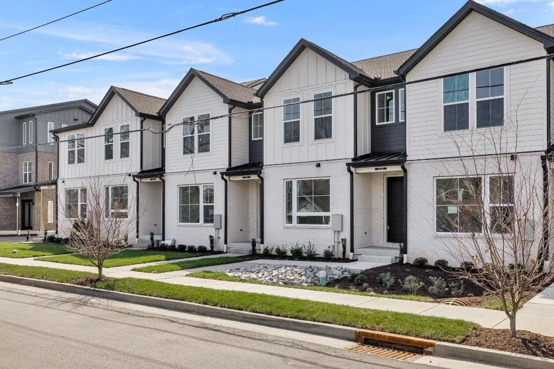 Photo of Listing #3013067