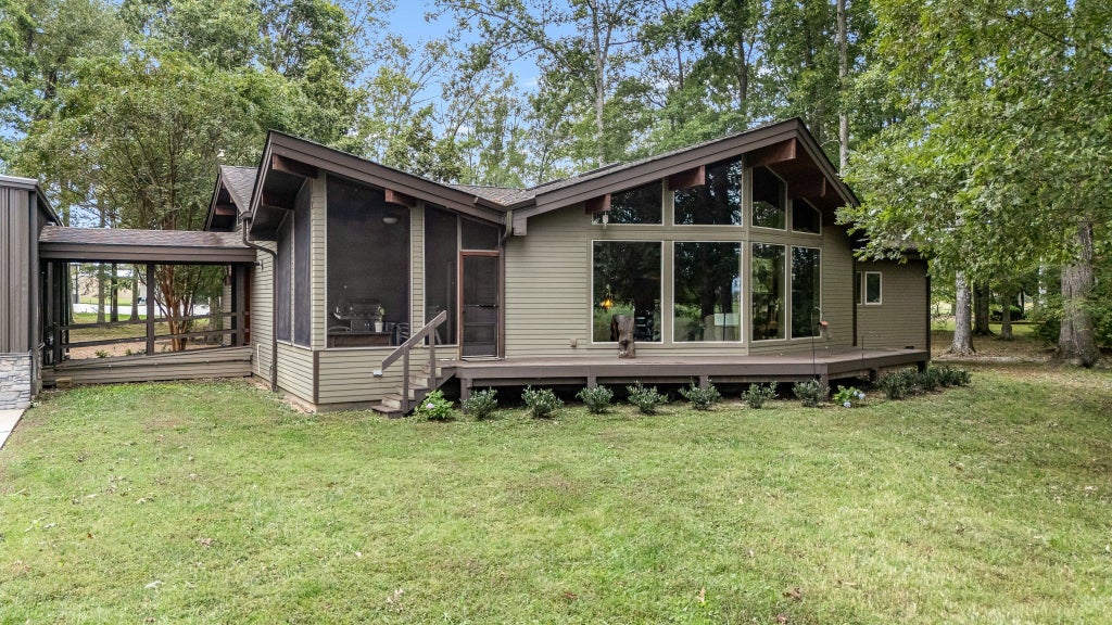 103 E Crosswinds Ct, Tullahoma