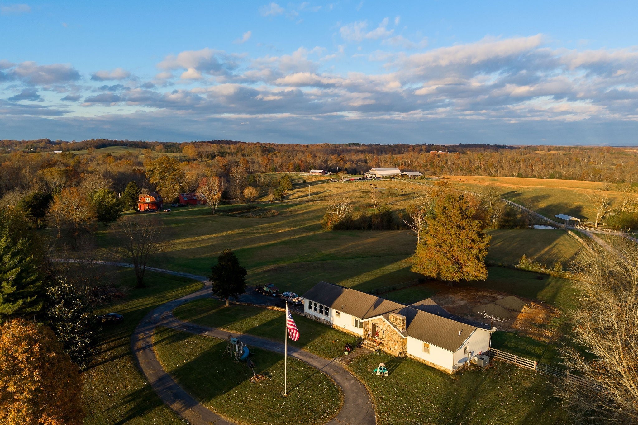 Photo of Listing #3013073