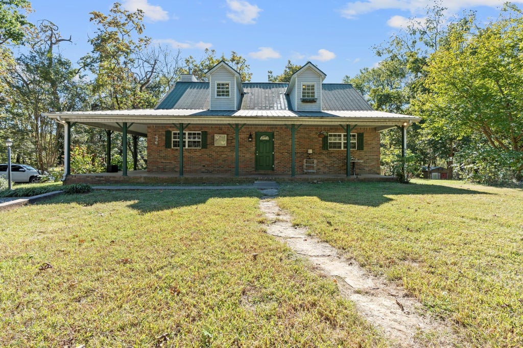 59 Grays Ln, Fayetteville