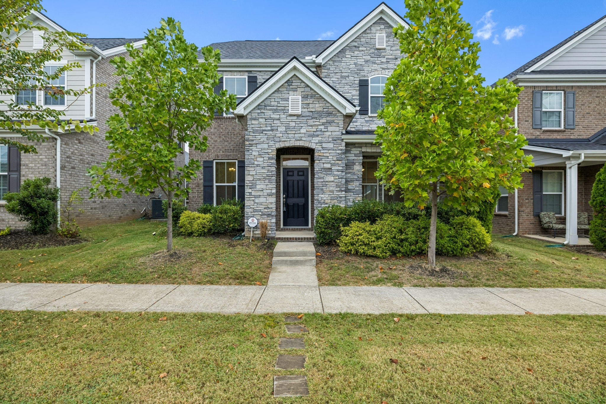 Photo of Listing #3013114