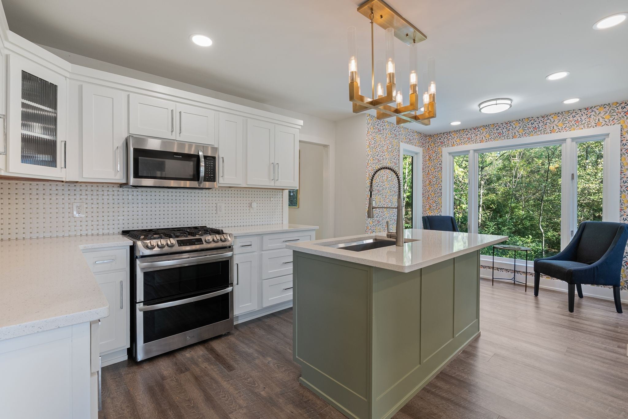 Brentwood Real Estate - Residential for sale