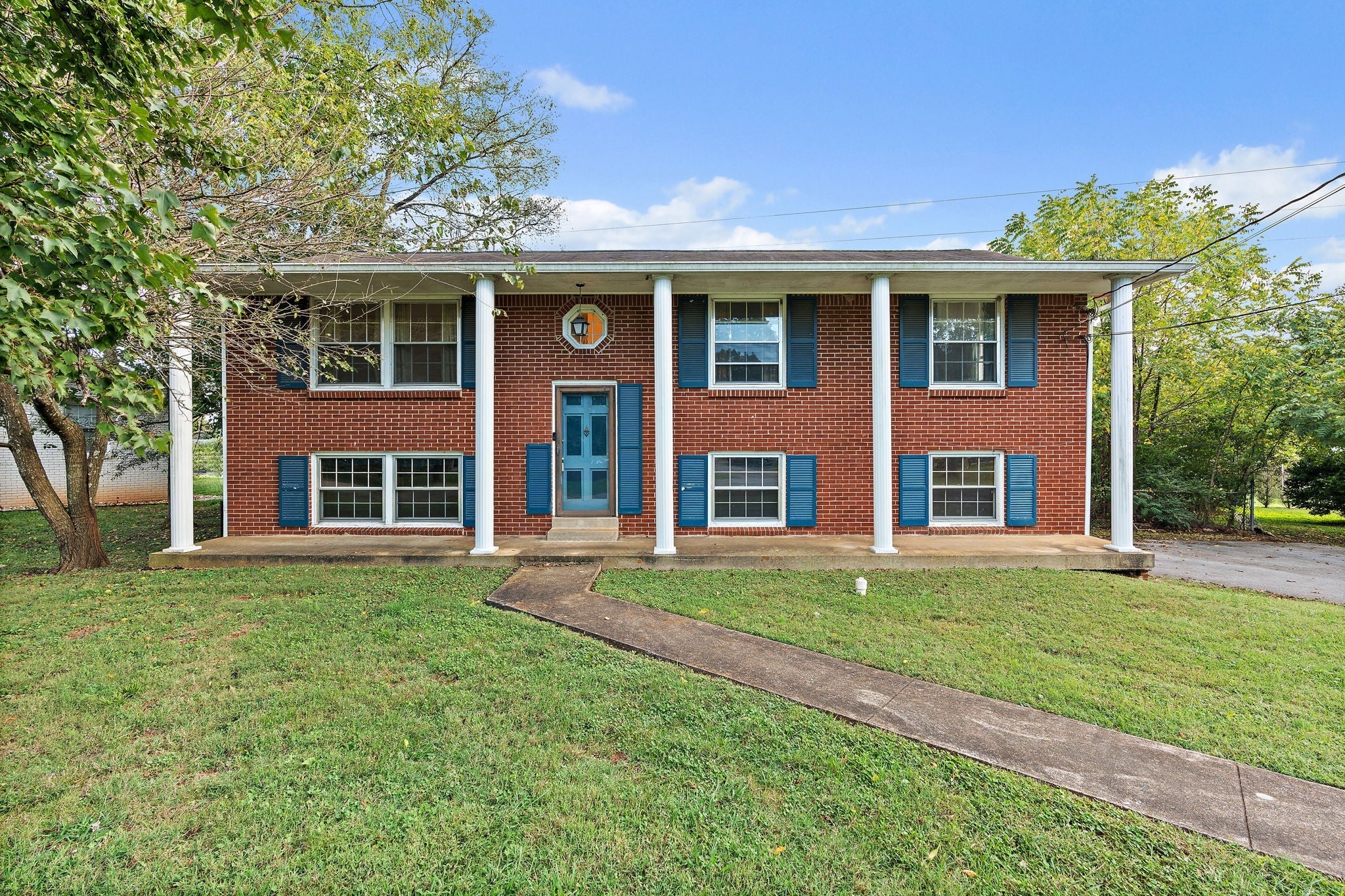 Photo of Listing #3013121