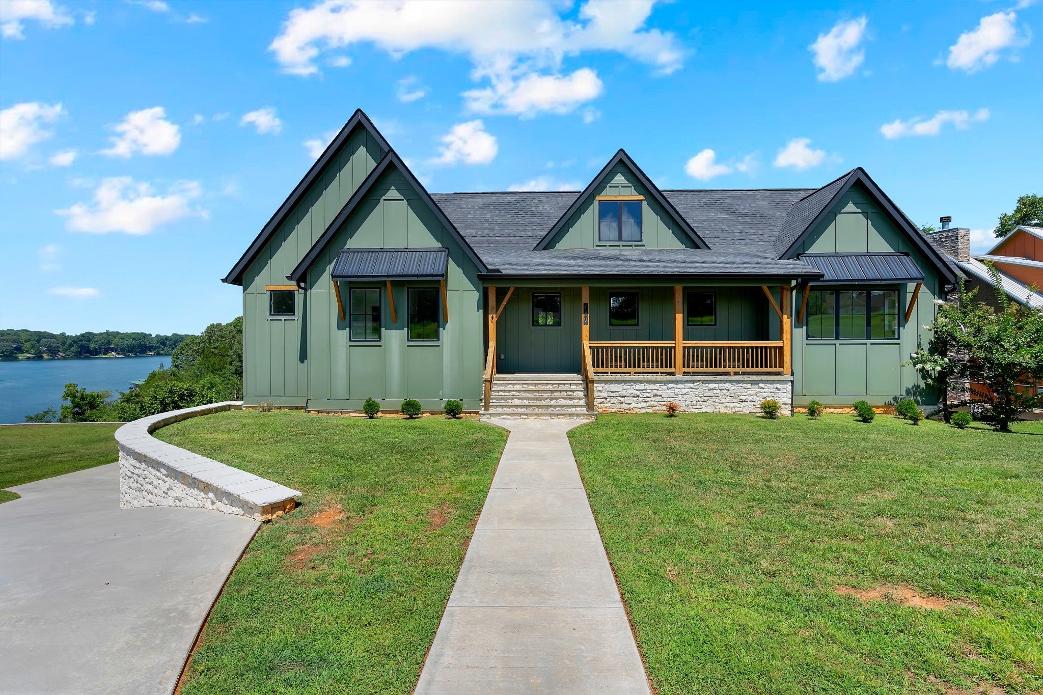 Photo of Listing #3013261