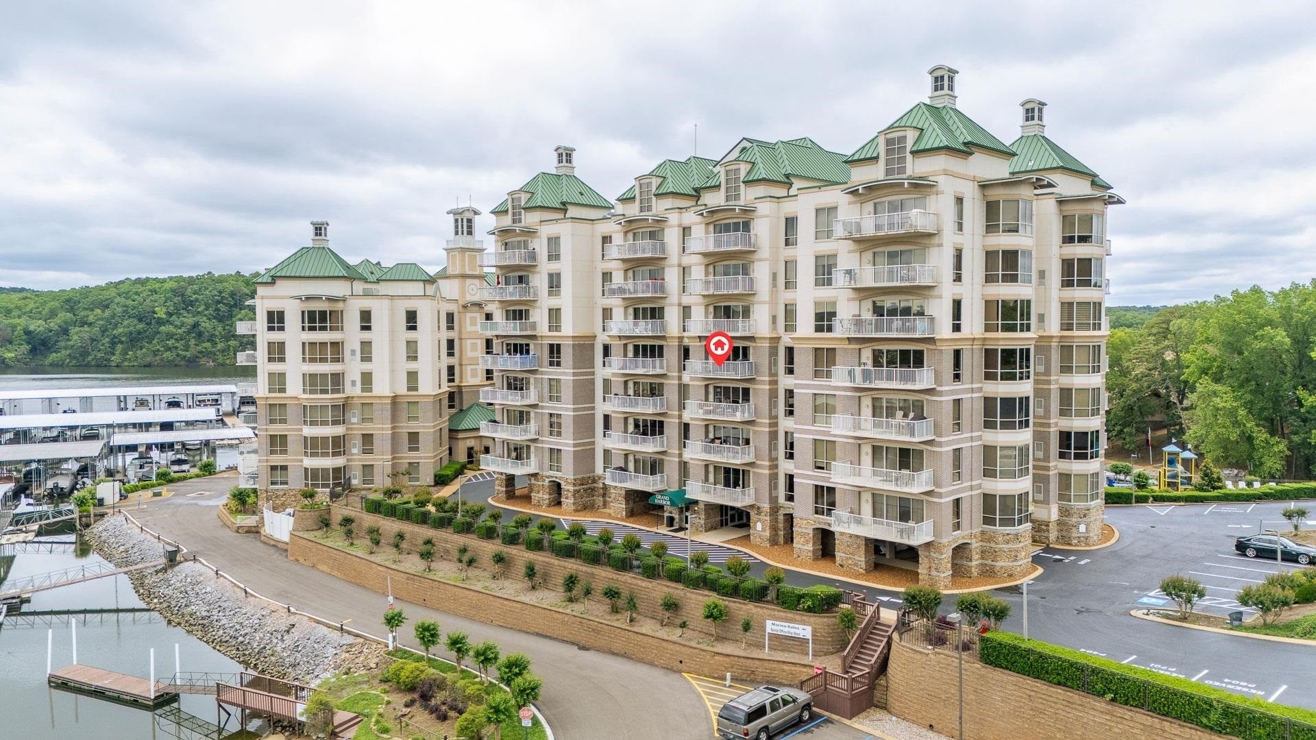 Photo of Listing #3013312