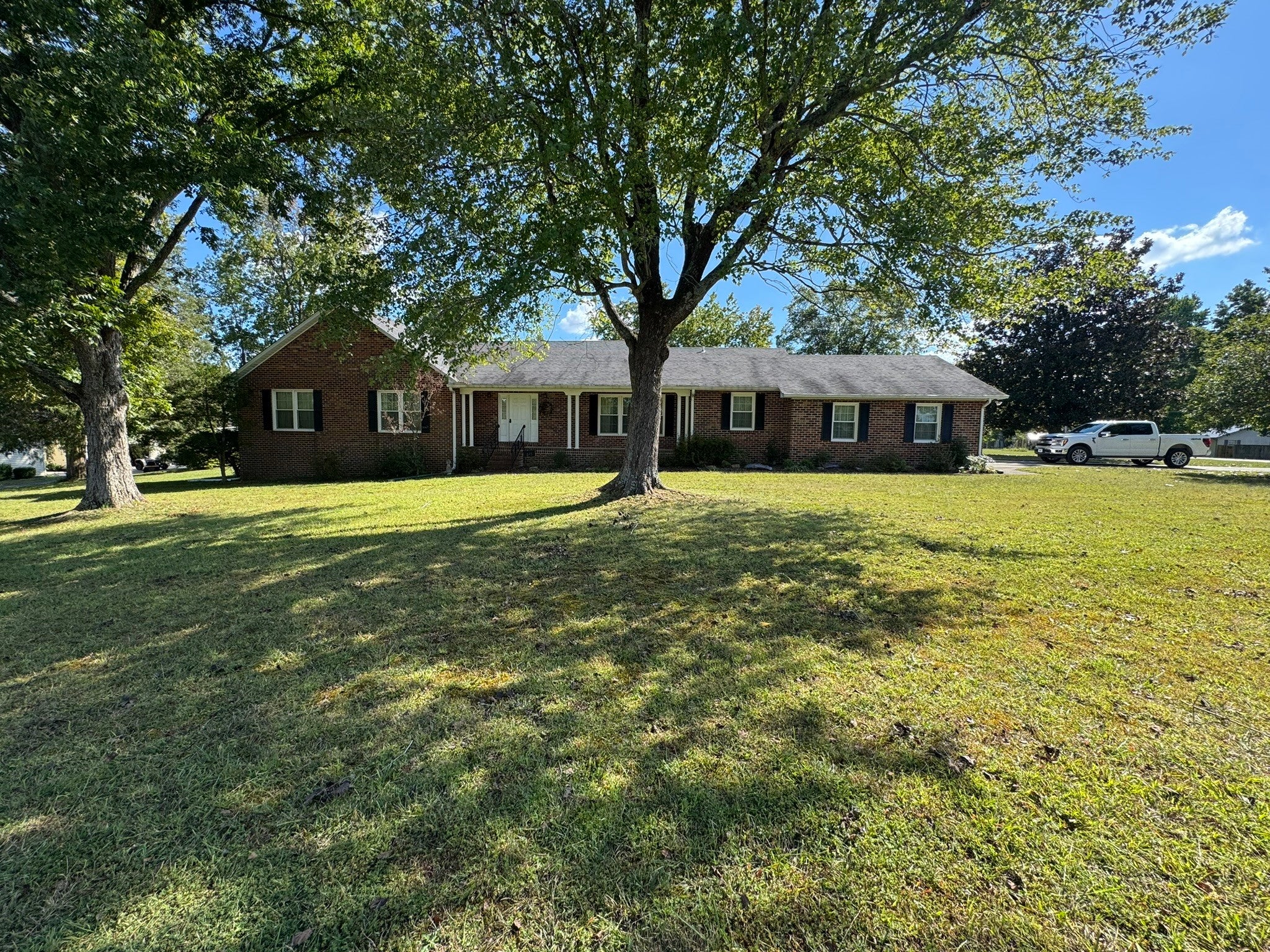 Photo of Listing #3013341