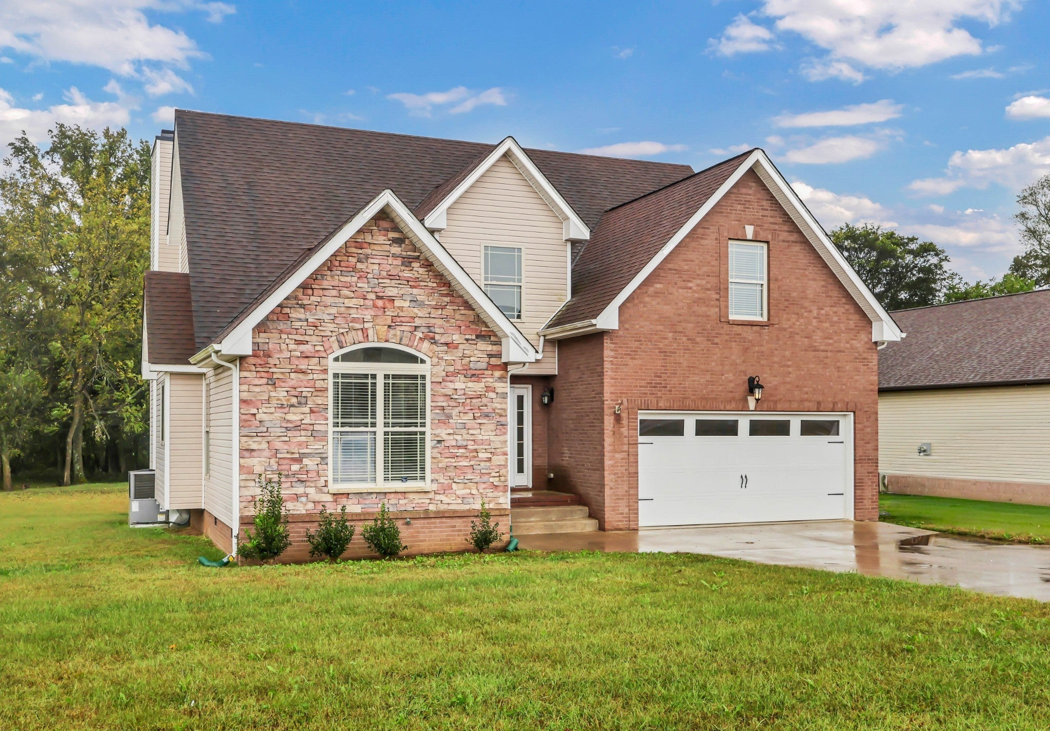 Photo of Listing #3013401