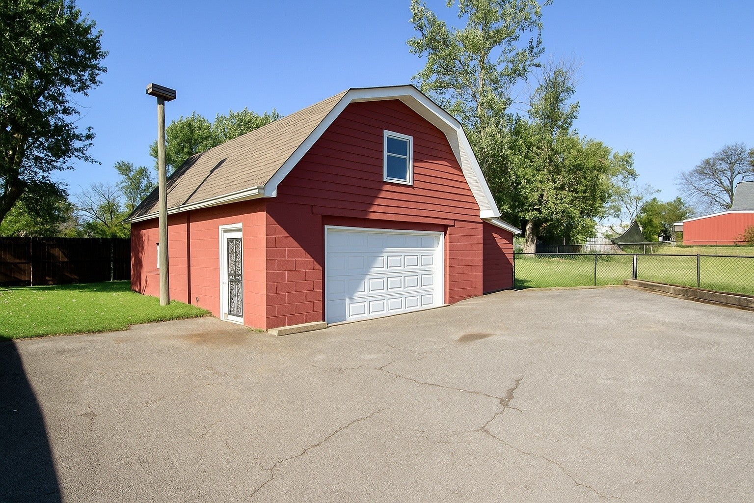 Photo of Listing #3013562