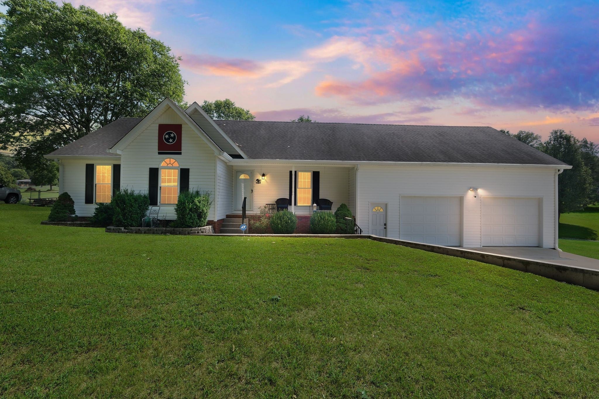 Photo of Listing #3013808