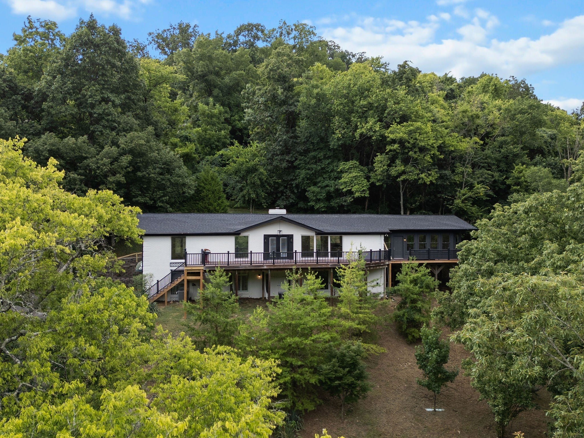 Photo of Listing #3013846