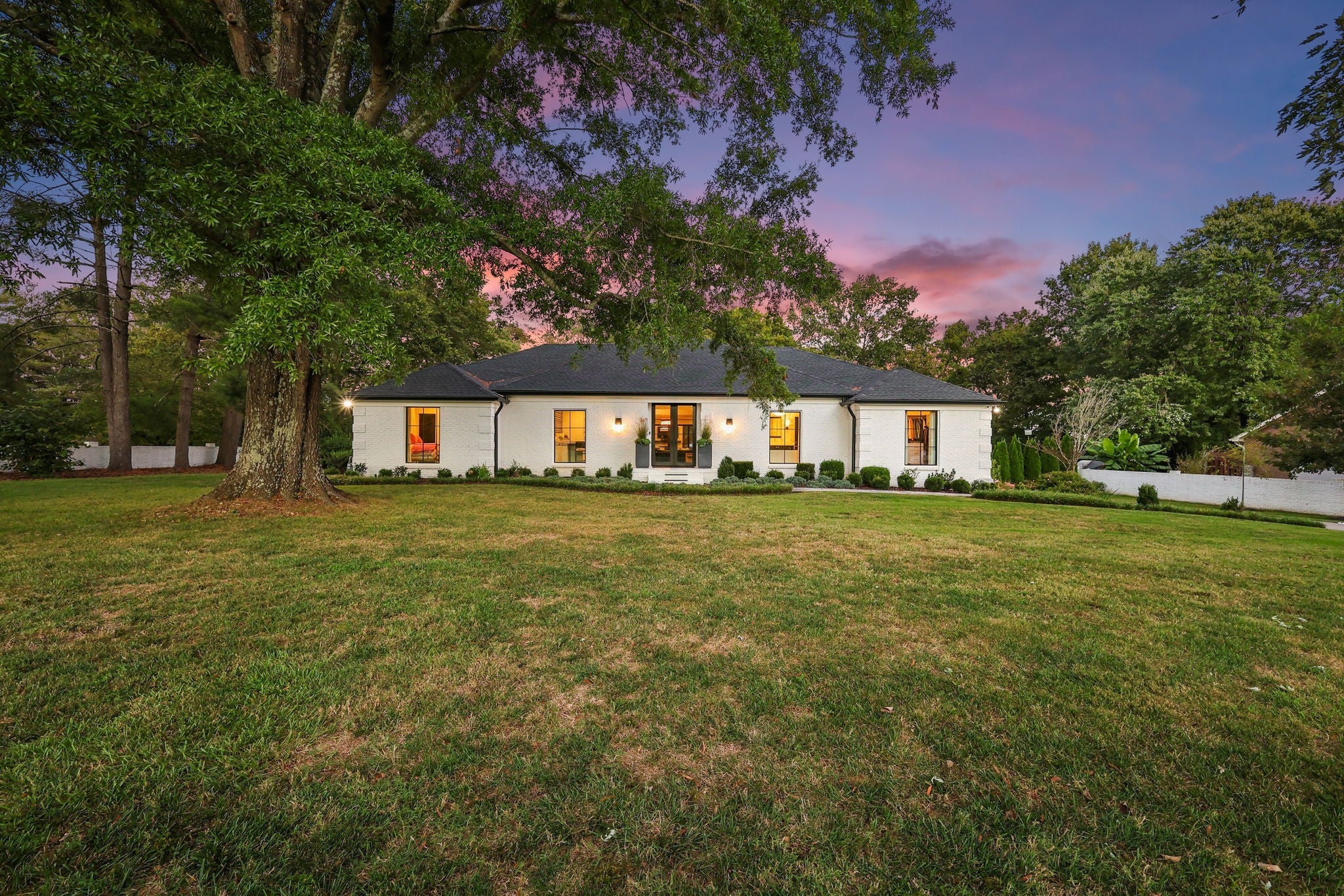 Photo of Listing #3013849